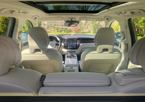 Volvo XC 60 cena 129900 przebieg: 100000, rok produkcji 2018 z Sulejówek małe 191